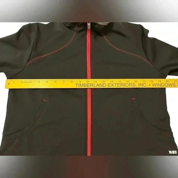 REI Jacket Women’s Size Medium Black & Red. Full Zip - Picture 10 of 12